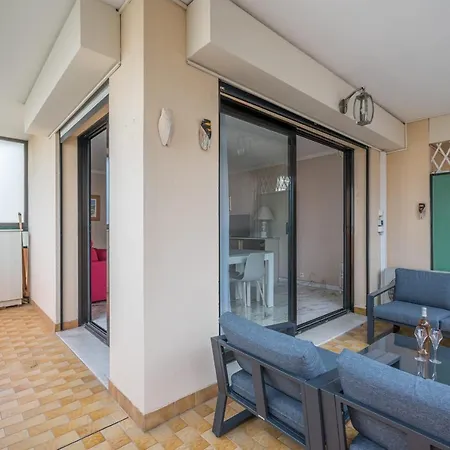 Le Long Beach For 3 By Sunset Apartmán *
