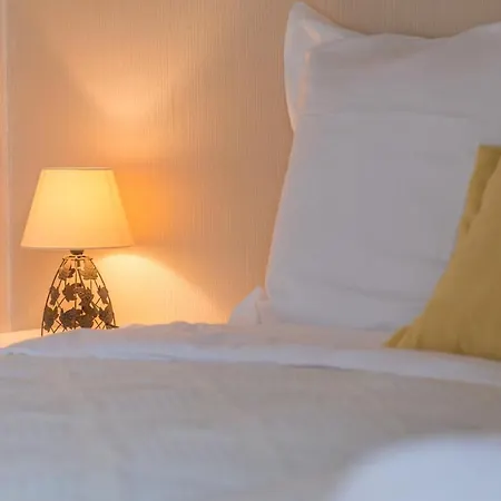 Apartment Le Long Beach For 3 By Sunset Juan-les-Pins